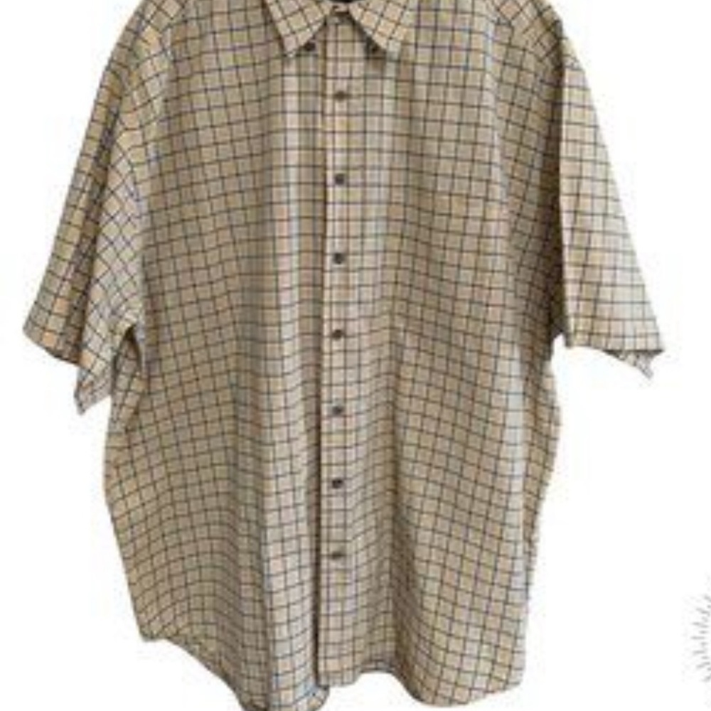 Eddie Bauer Men’s tan plaid short sleeve button down shirt Size Large